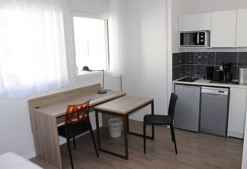 Appart Hotel Mer & Golf City Ile De Nantes