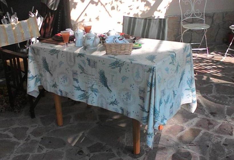 مبيت وإفطار Casa Ciosse