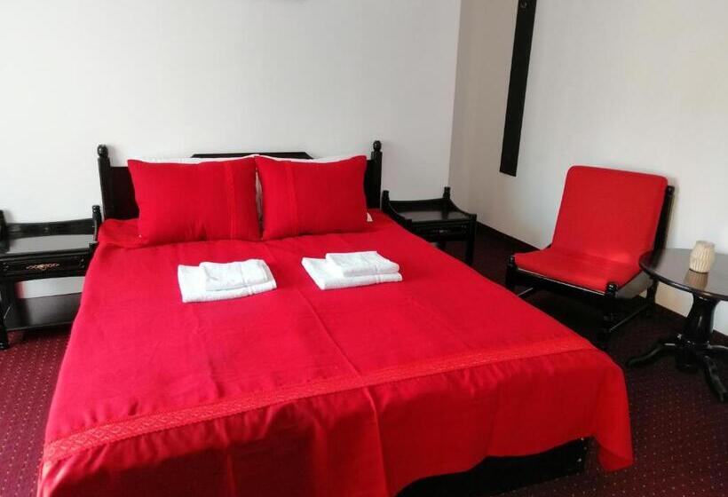 تختخواب و صبحانه Copou Inn
