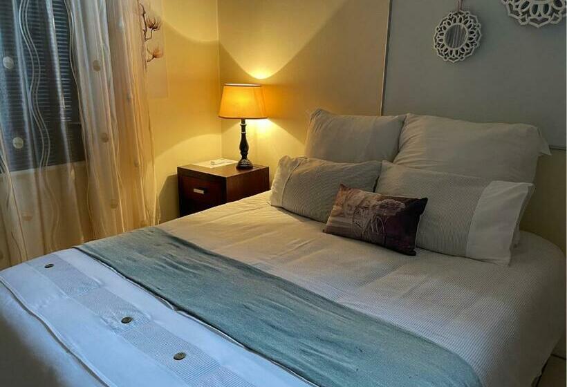 Bed and Breakfast Fj S Place