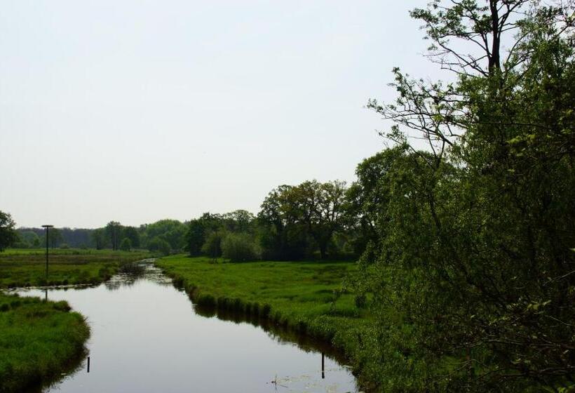 تختخواب و صبحانه Huis Eedingh