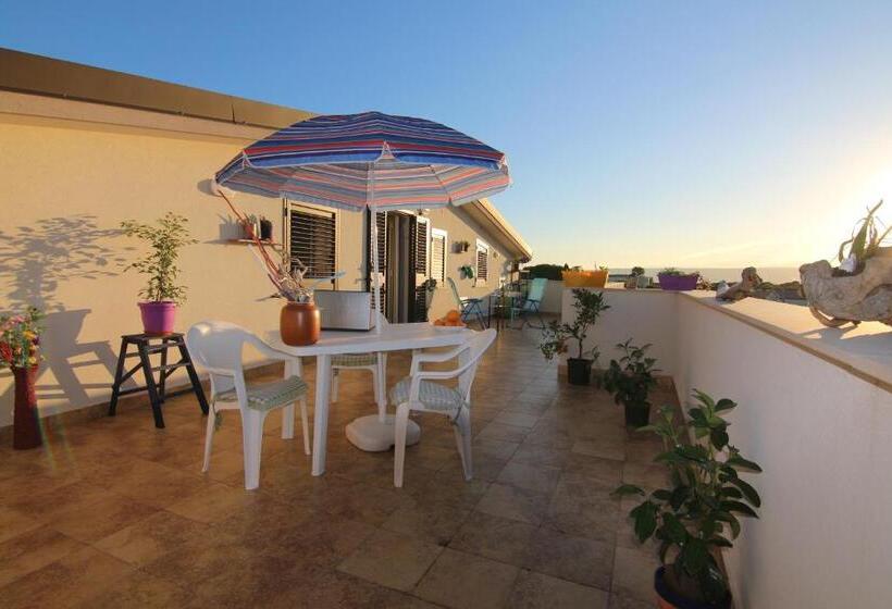 住宿加早餐 La Sirena