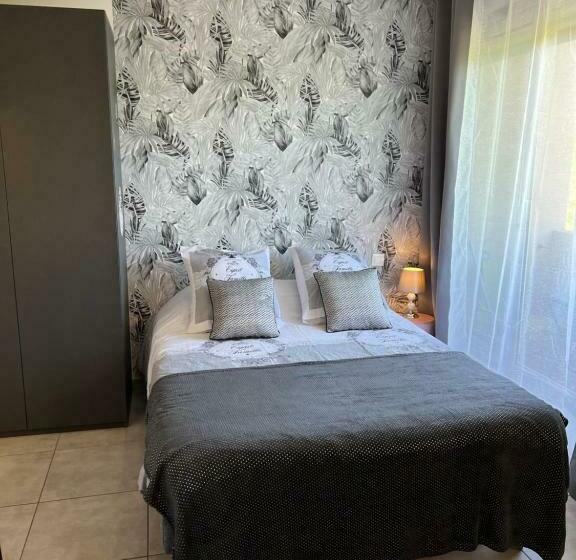 مبيت وإفطار Le Monica