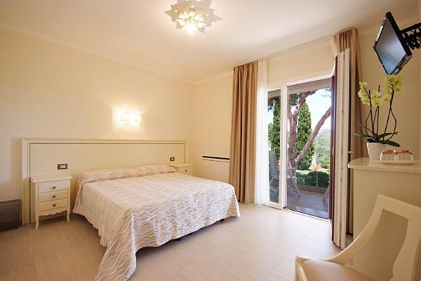 住宿加早餐  Villa Capitorsola