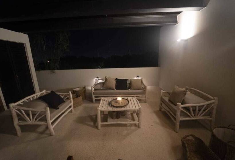 בית מלון כפרי Unaluna By Rotamundos