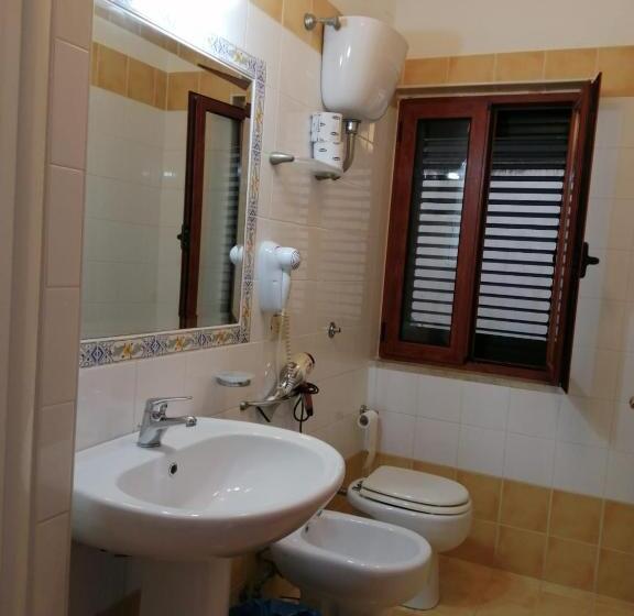 בית מלון כפרי Parigino