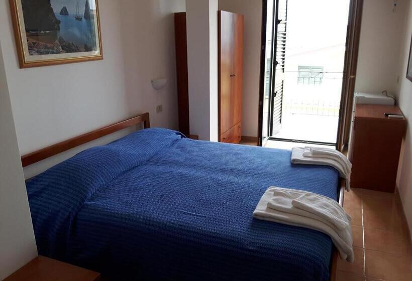 בית מלון כפרי Parigino