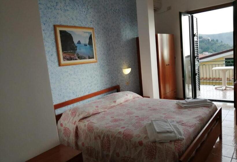 בית מלון כפרי Parigino