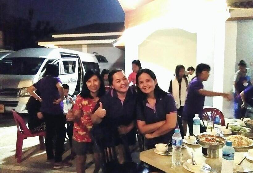 پانسیون กู๊ดวิวสัตหีบ