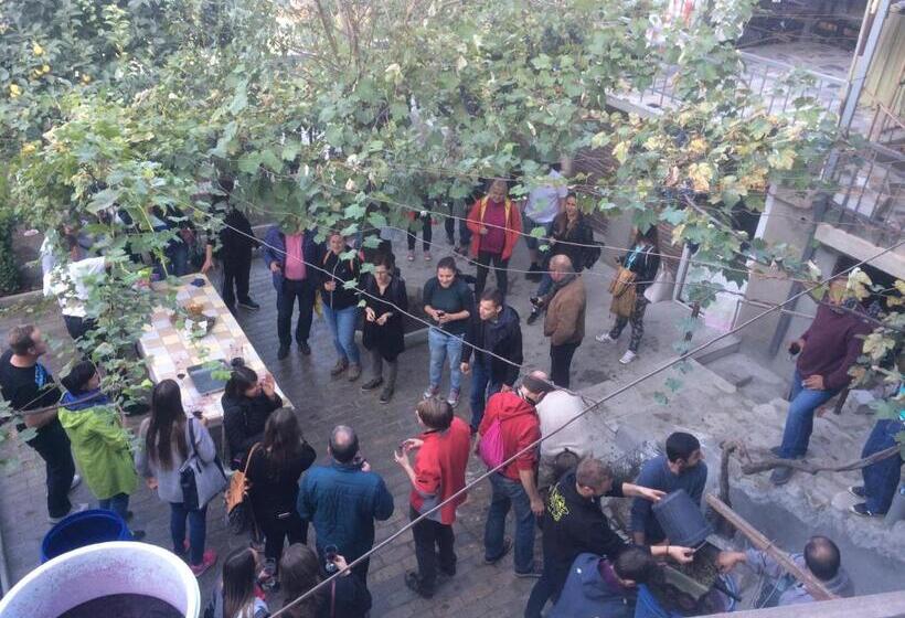 پانسیون Guest House Loza