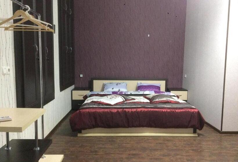 پانسیون Guest House Loza
