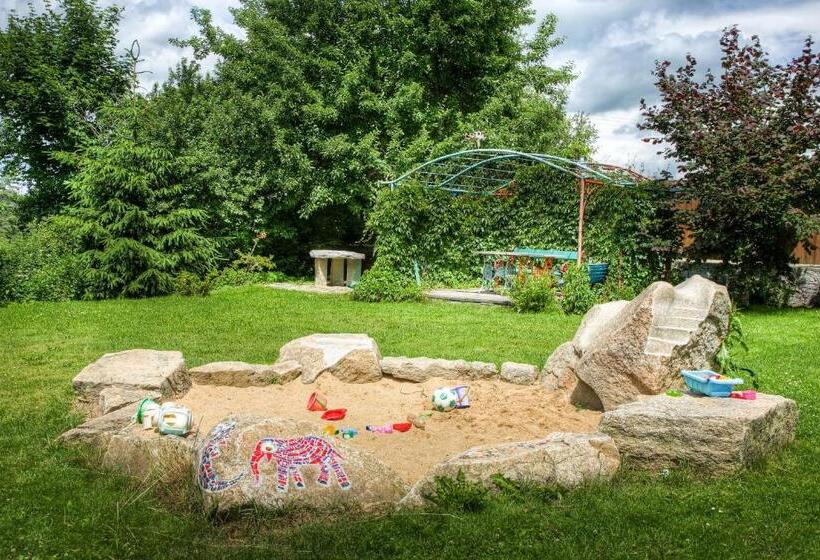 Пансион Penzion Medvedi Paseka