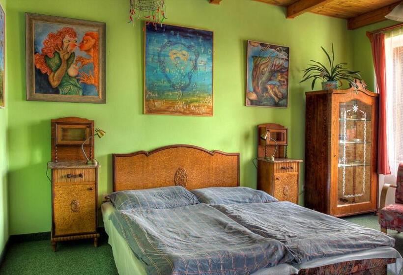 Пансион Penzion Medvedi Paseka