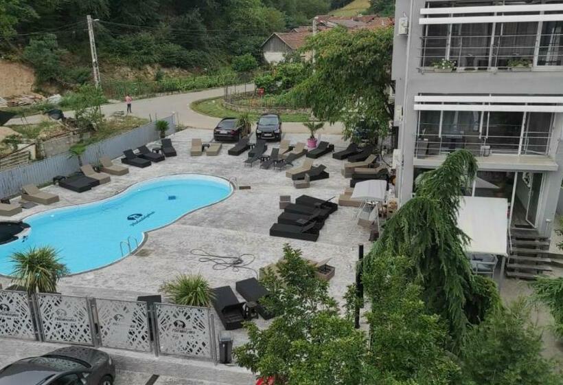 بنسيون Philadelphia