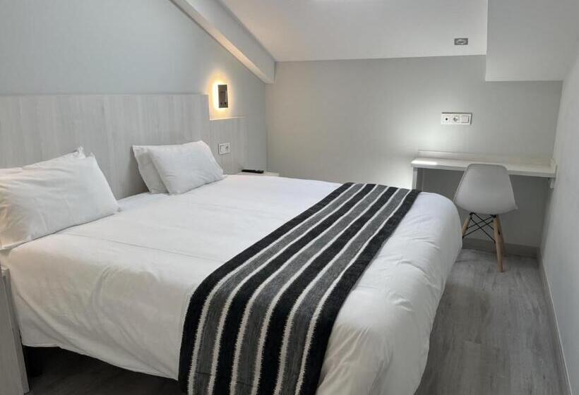 פנסיון Santa Filomena