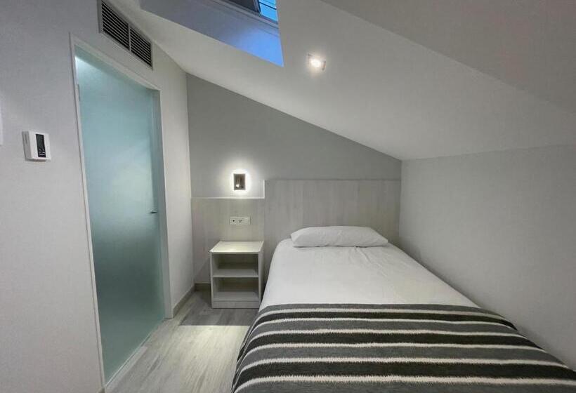 פנסיון Santa Filomena