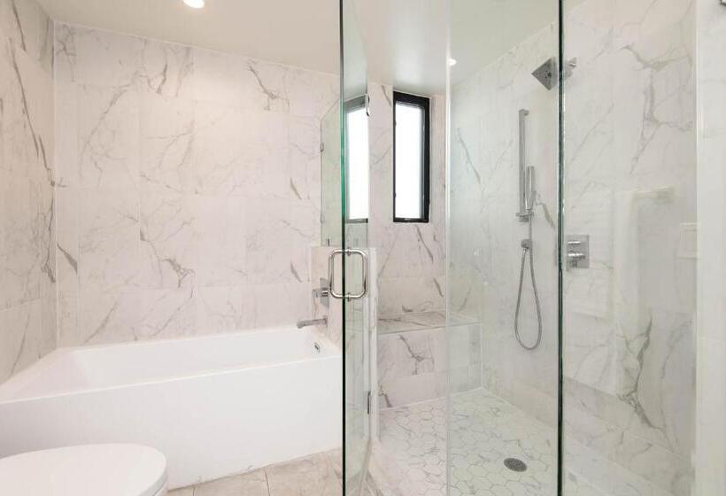 Regency Modern Apartments