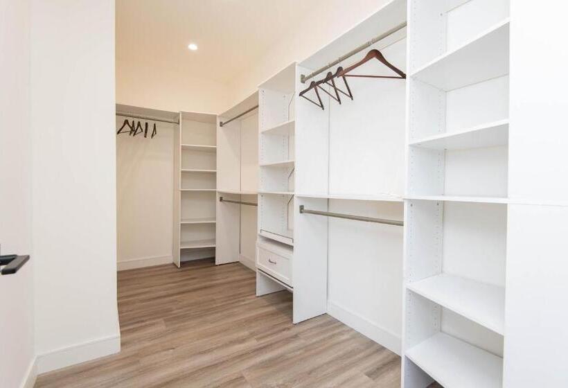 Regency Modern Apartments