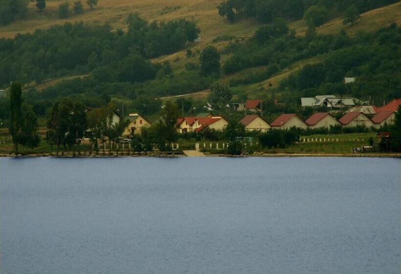 Курорт Mojo Beach