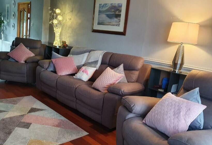 تختخواب و صبحانه Tranquility