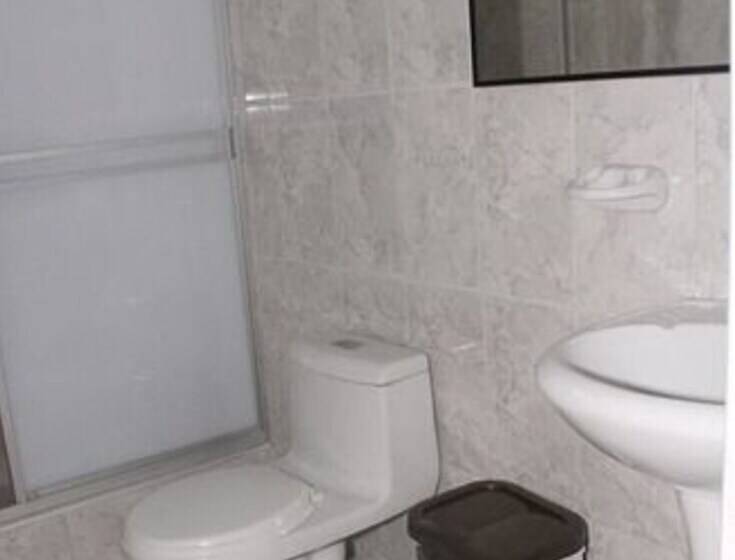 فندق صغير Hostal Cordillera Azul