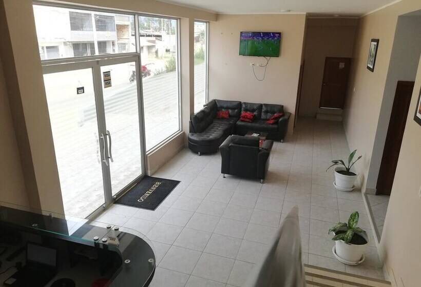 فندق صغير Hostal Cordillera Azul