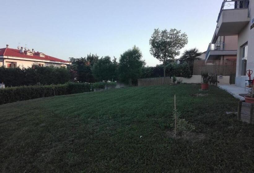 مبيت وإفطار Affittacamere Villa Zelinda