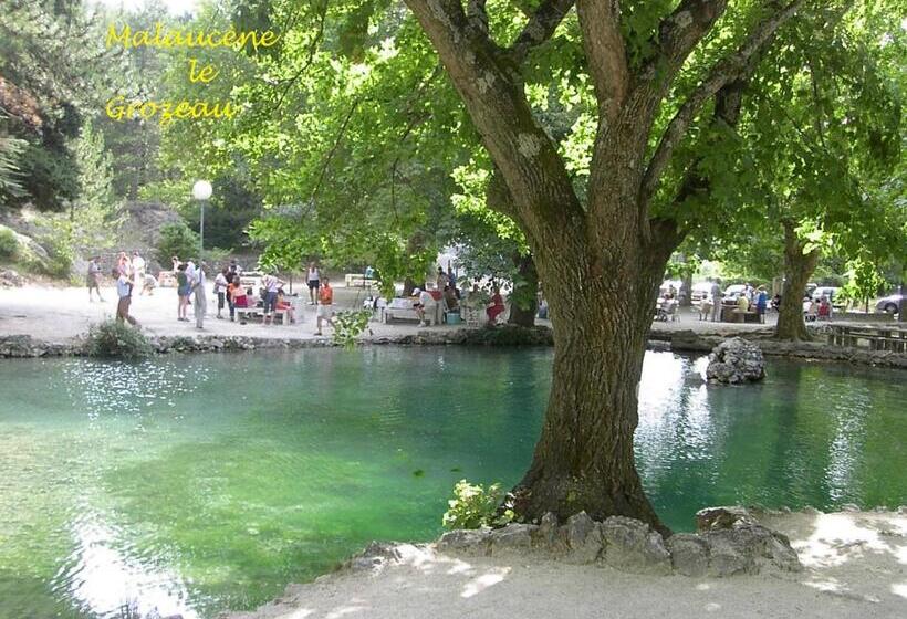 مبيت وإفطار Le Nid Au Pied Du Mont Ventoux