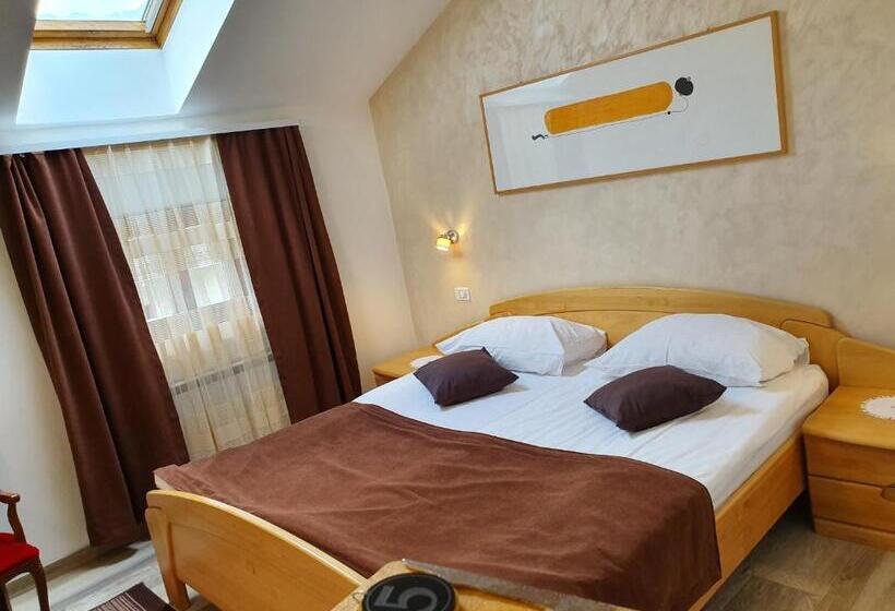 تختخواب و صبحانه Restaurant And Rooms Kotlar