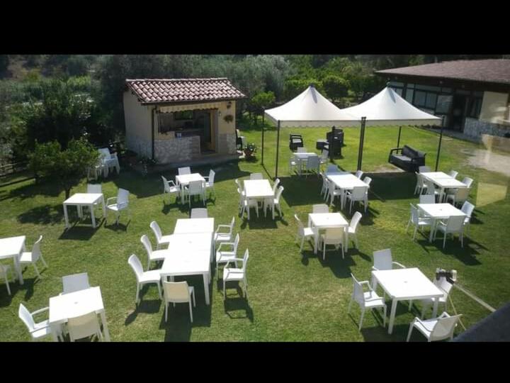 Отель Agriturismo La Valle Incantata Gerace