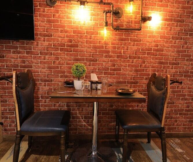 בית מלון כפרי Rs Exclusive Stay & Fine Dine   Near To Akola Junction