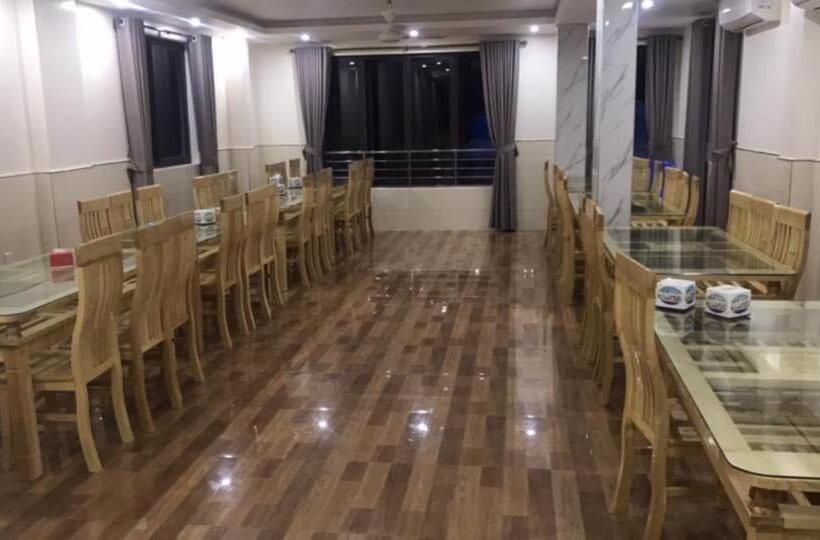 هتل Tiến Luật