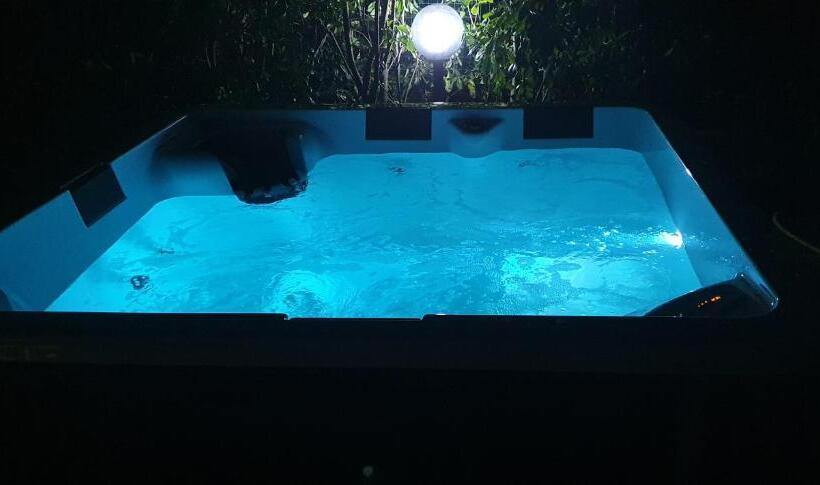 پانسیون Villa Dettori