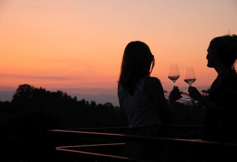 بنسيون Weinhof Narat Zitz