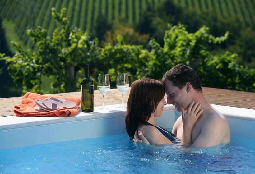 بنسيون Weinhof Narat Zitz