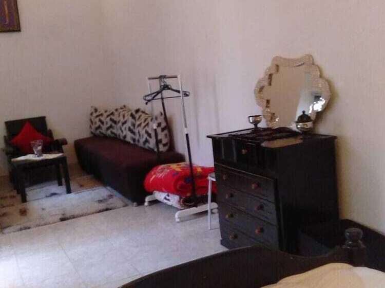 リヤド Dar Tsouli