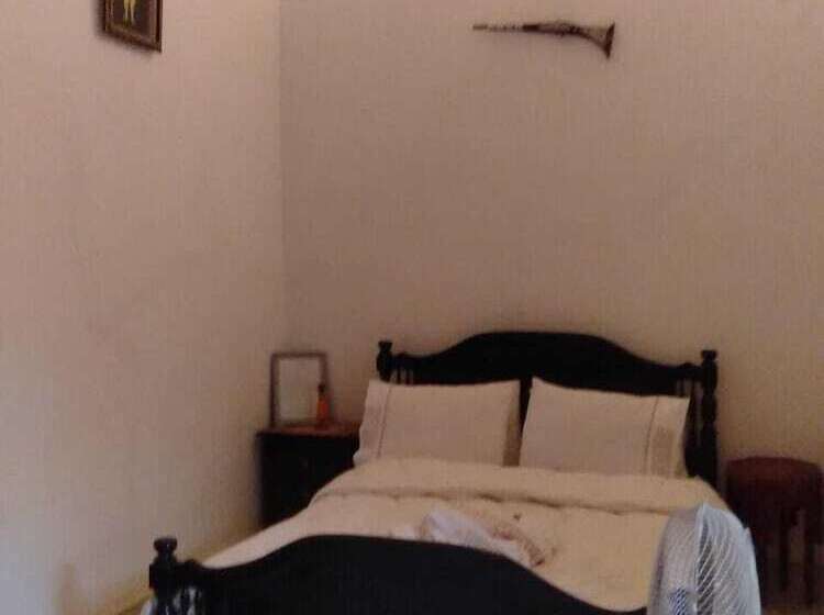 リヤド Dar Tsouli