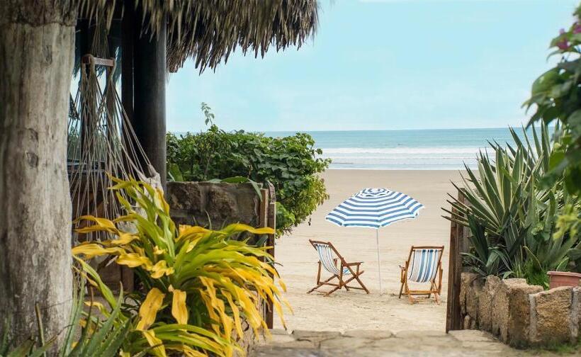 Общежитие Cuna Luna Hosteria