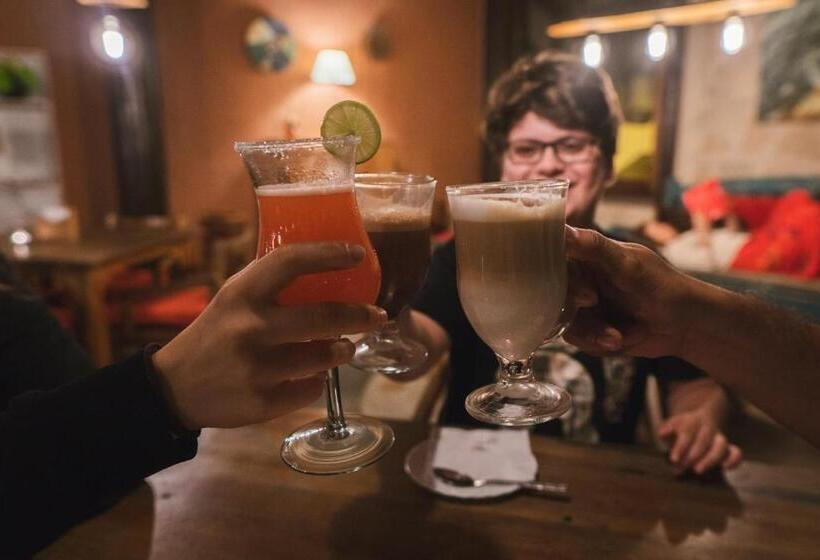 Общежитие Cuna Luna Hosteria