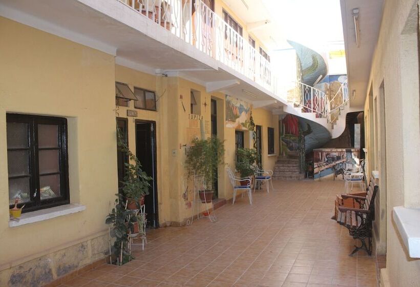 هاستل Hostal Coronel Pedro Arraya