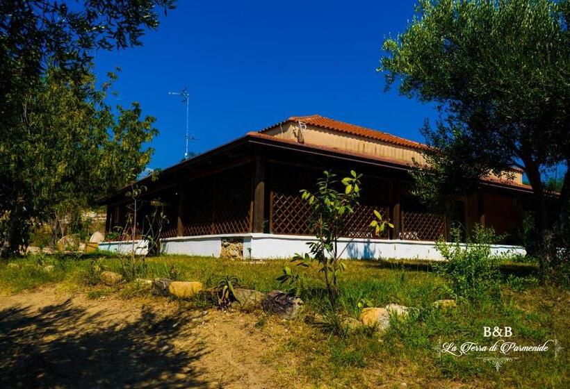 B&b La Terra Di Parmenide