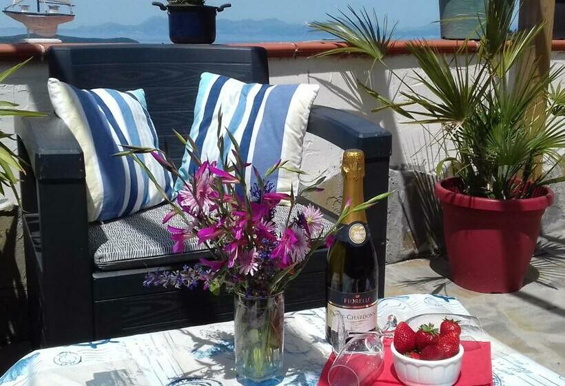 ベッドアンドブレックファースト Casa Allorello