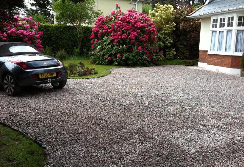 مبيت وإفطار Heatherdene House