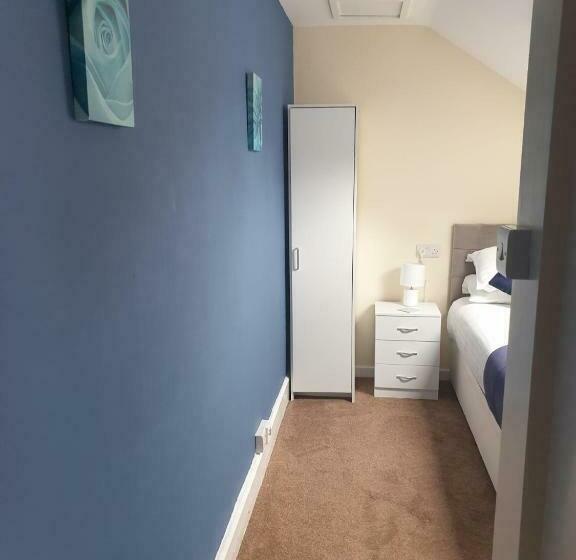 민박 Leamington House