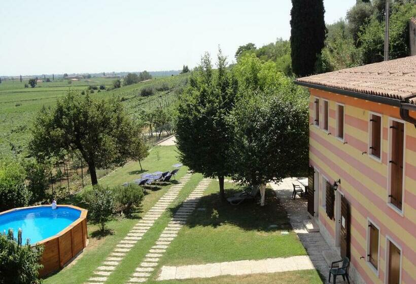 Отель Agriturismo El Crear