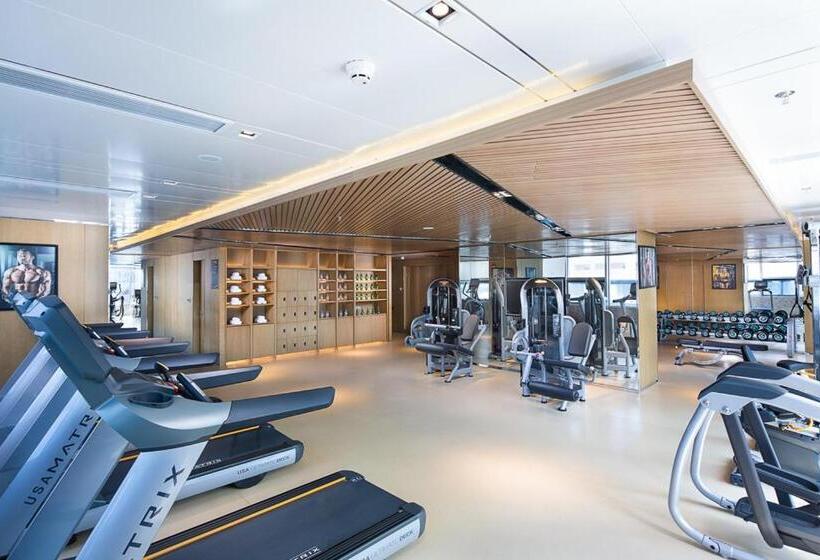 هتل Inzone Royal Plaza S