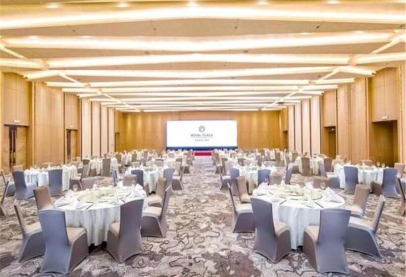 هتل Inzone Royal Plaza S