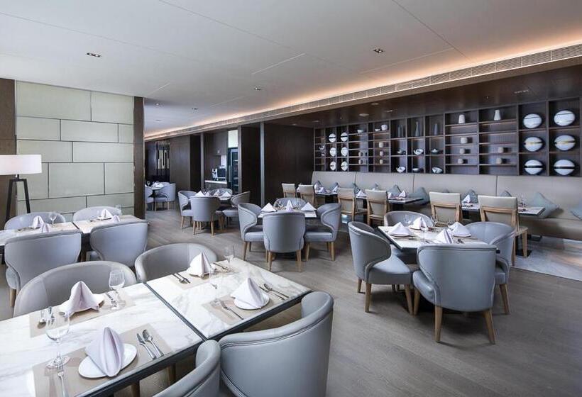 هتل Inzone Royal Plaza S