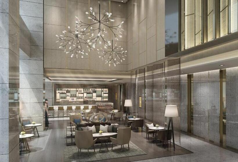 هتل Inzone Royal Plaza S