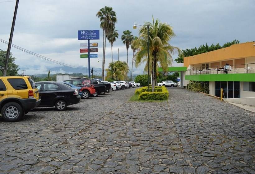 فندق Jardin Real